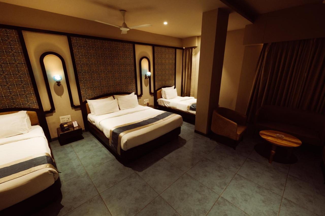 Hotel Brij Residency Top Selling , Latur Bagian luar foto