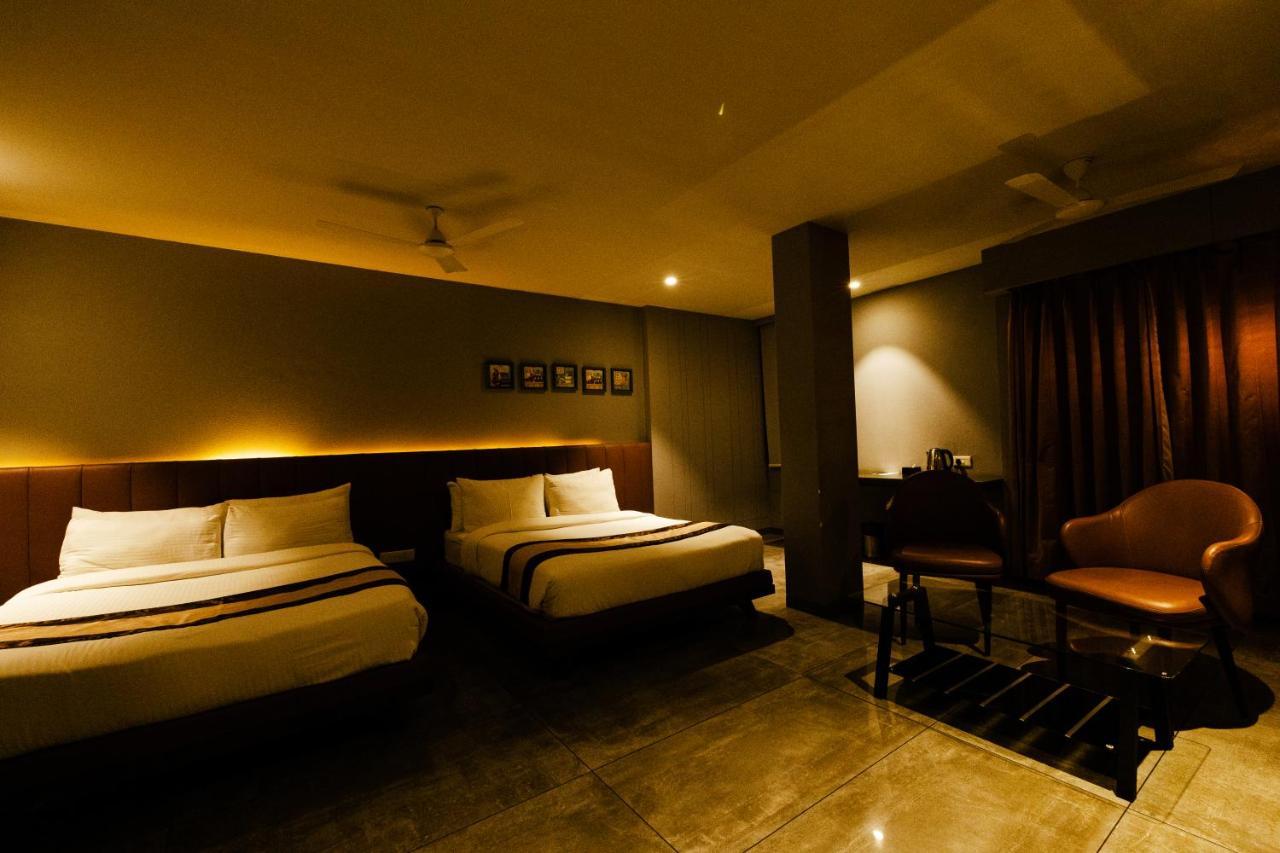 Hotel Brij Residency Top Selling , Latur Bagian luar foto